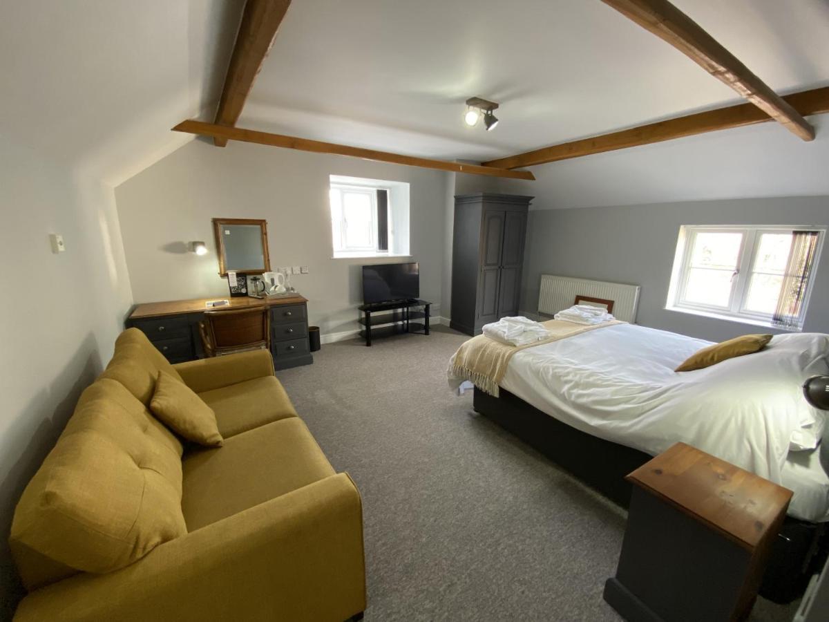 The Roade House Hotel Room photo