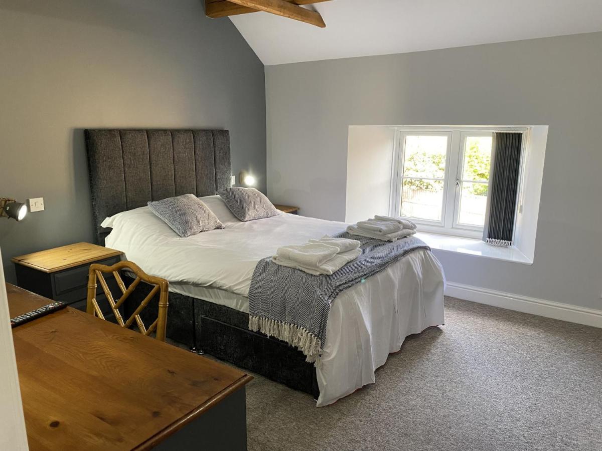 The Roade House Hotel Room photo
