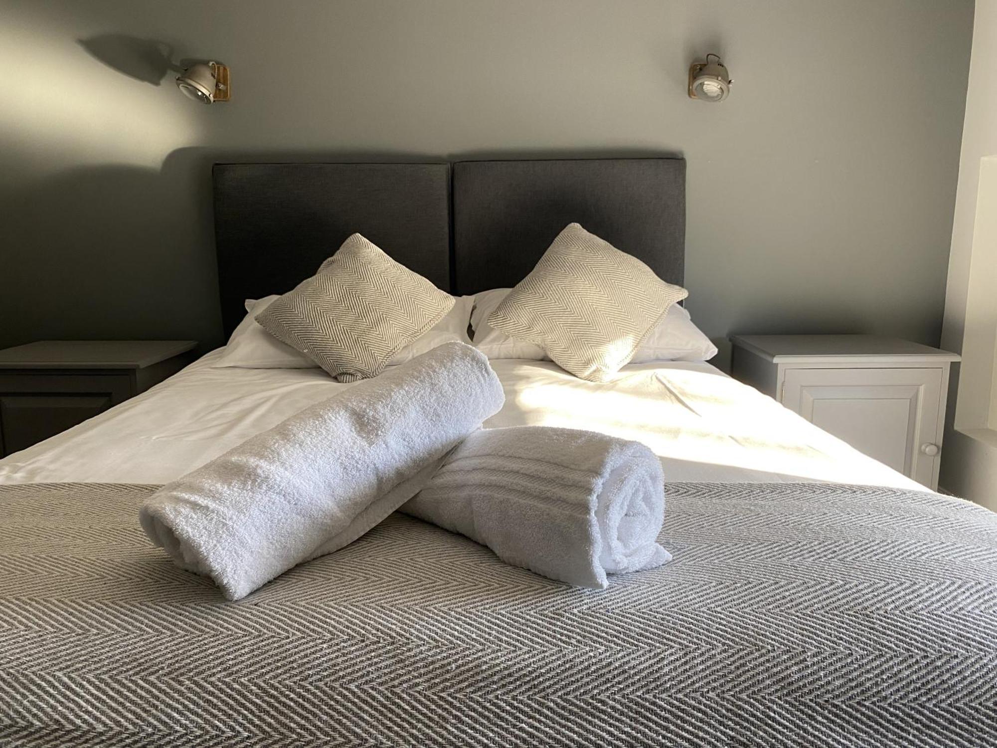 The Roade House Hotel Room photo